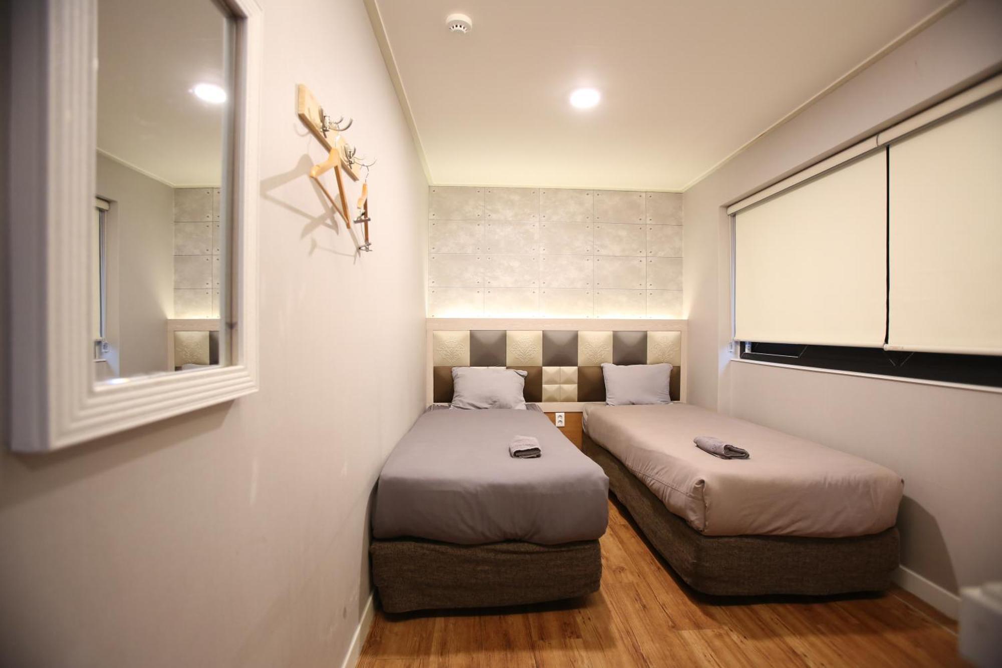 K-Guesthouse Seomyeon 1 Busan Esterno foto
