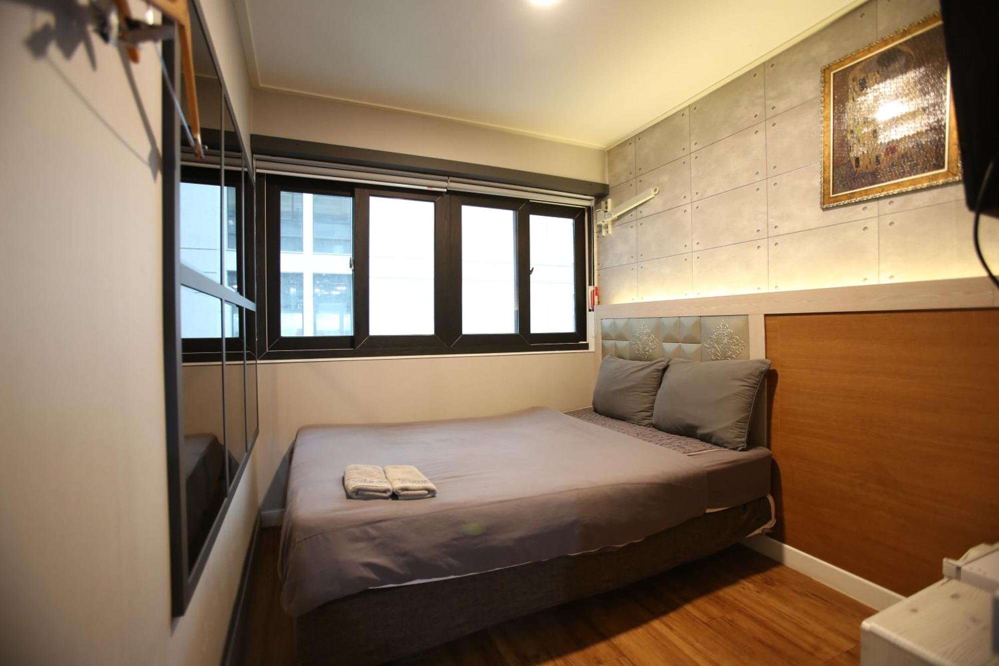 K-Guesthouse Seomyeon 1 Busan Esterno foto